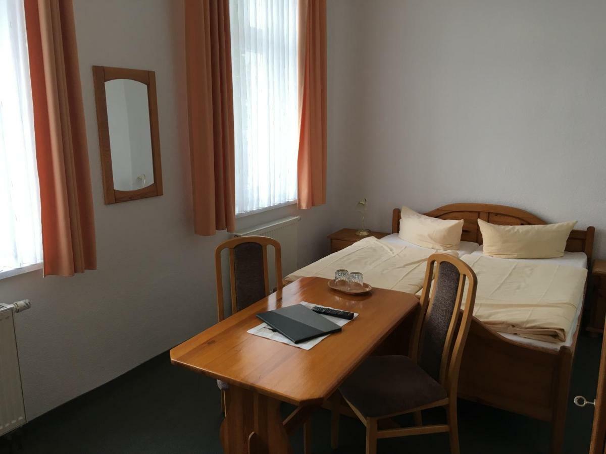Stadtsee-Pension تيمبلين المظهر الخارجي الصورة